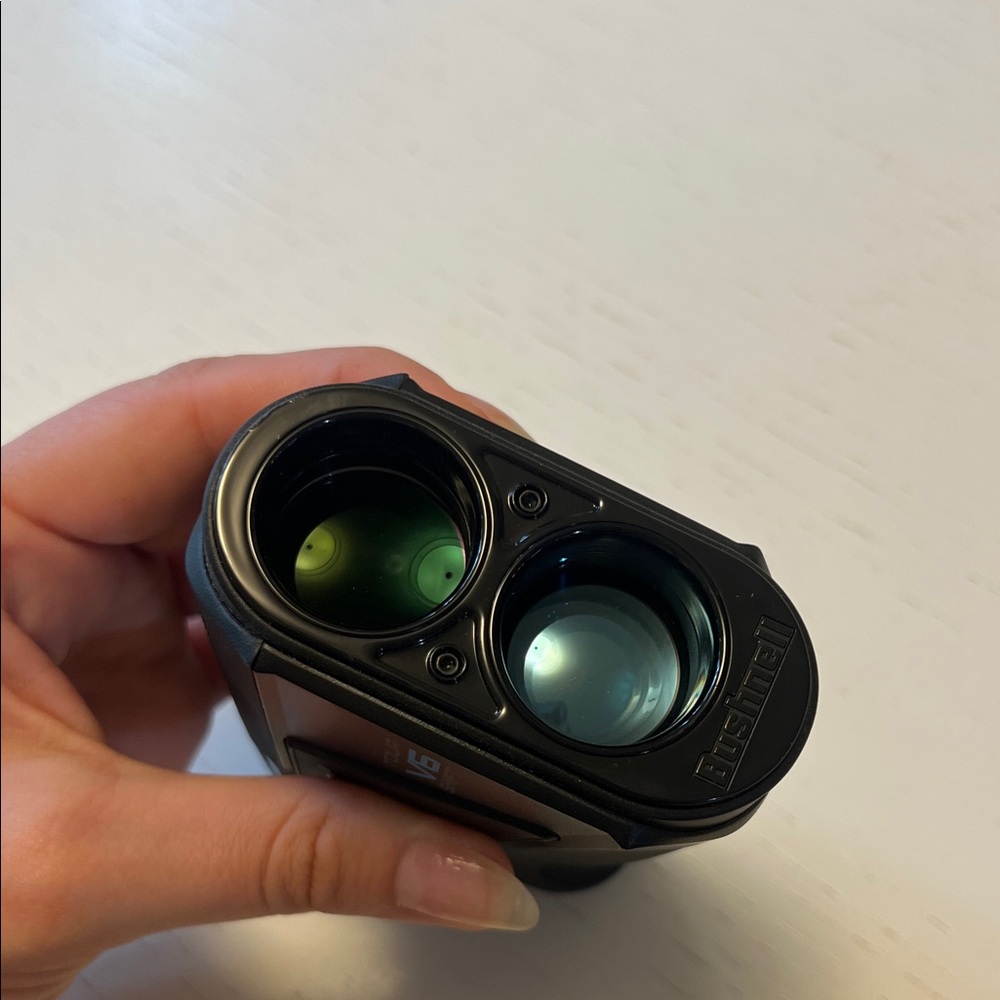 Bushnell Black and Blue Rangefinder - Picture 5 of 6